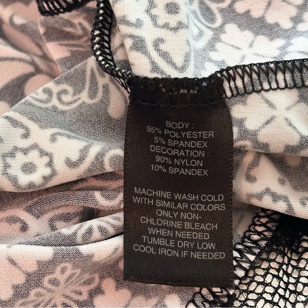 WHBM black and white Camisole Tank Small - Picture 6 of 7